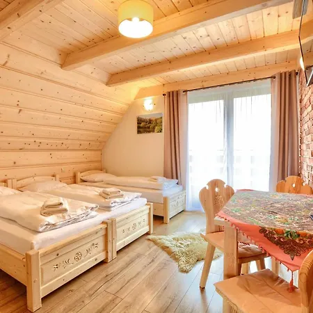 Dom Pod Lipa Apartment Brzegi  Exterior photo